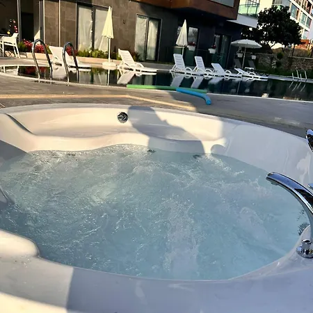 Apartment Silence Garden