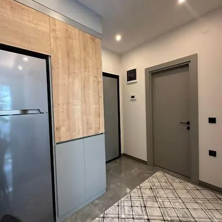 Silence Garden Suit Apartman