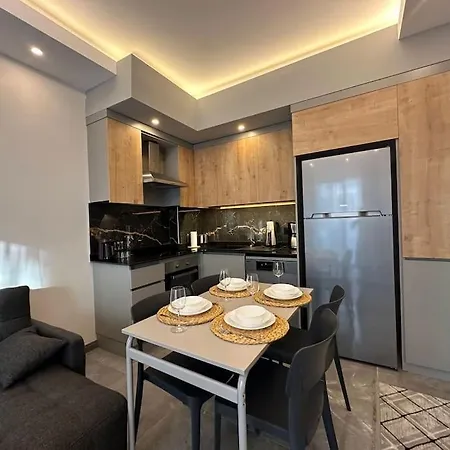 Apartman Silence Garden Suit *